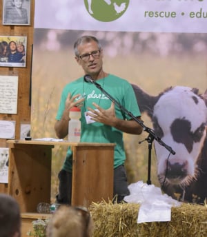 Gene Baur at Farm Sanctuary's Hoe Down